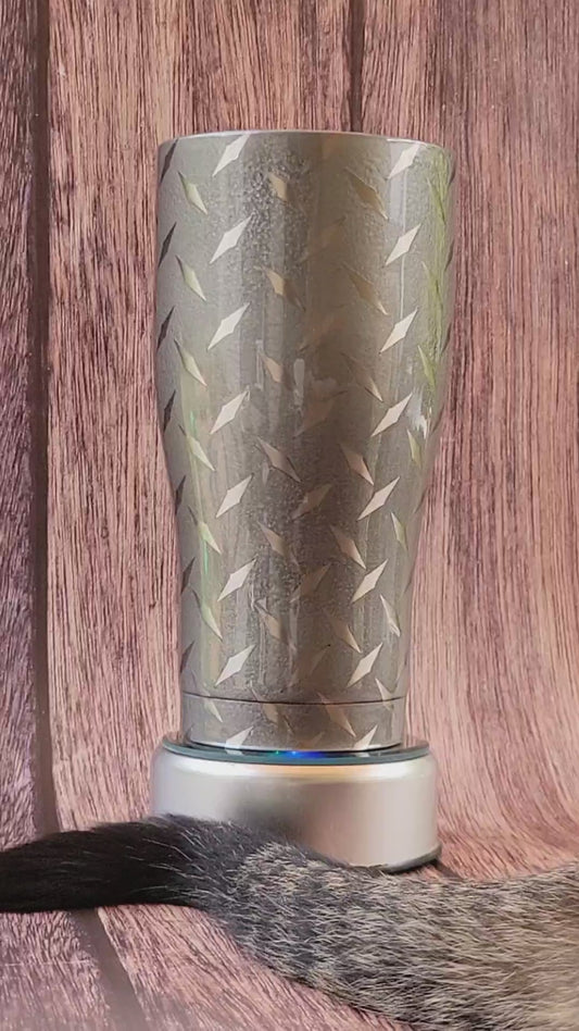 36 -30oz Diamond plate Tumbler